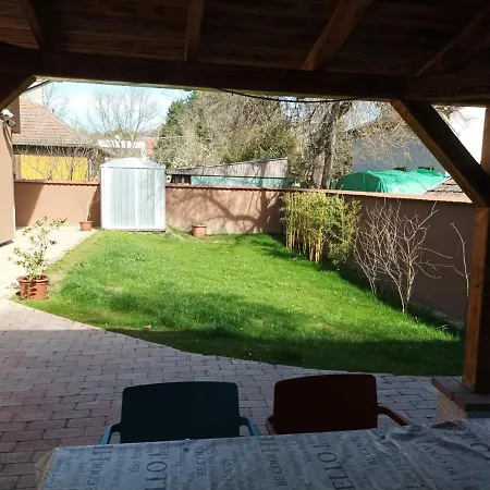 Magnolia Apartman Lägenhet Siófok