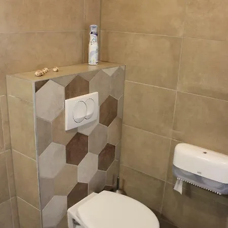 Lägenhet Magnolia Apartman *